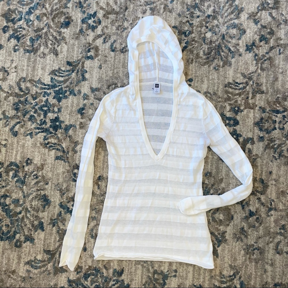 White hooded sweater